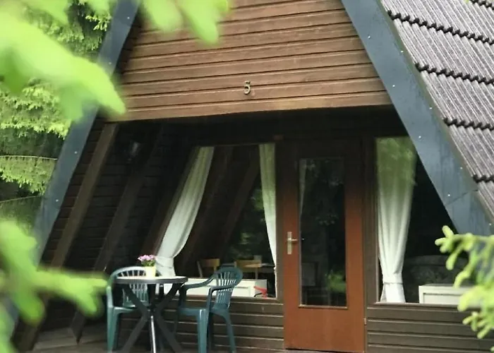 Tolles Mit Garten- Grill Und Parkplatz By Interhome Hébergement de vacances