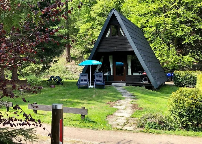 Tolles Mit Garten- Grill Und Parkplatz By Interhome Hébergement de vacances